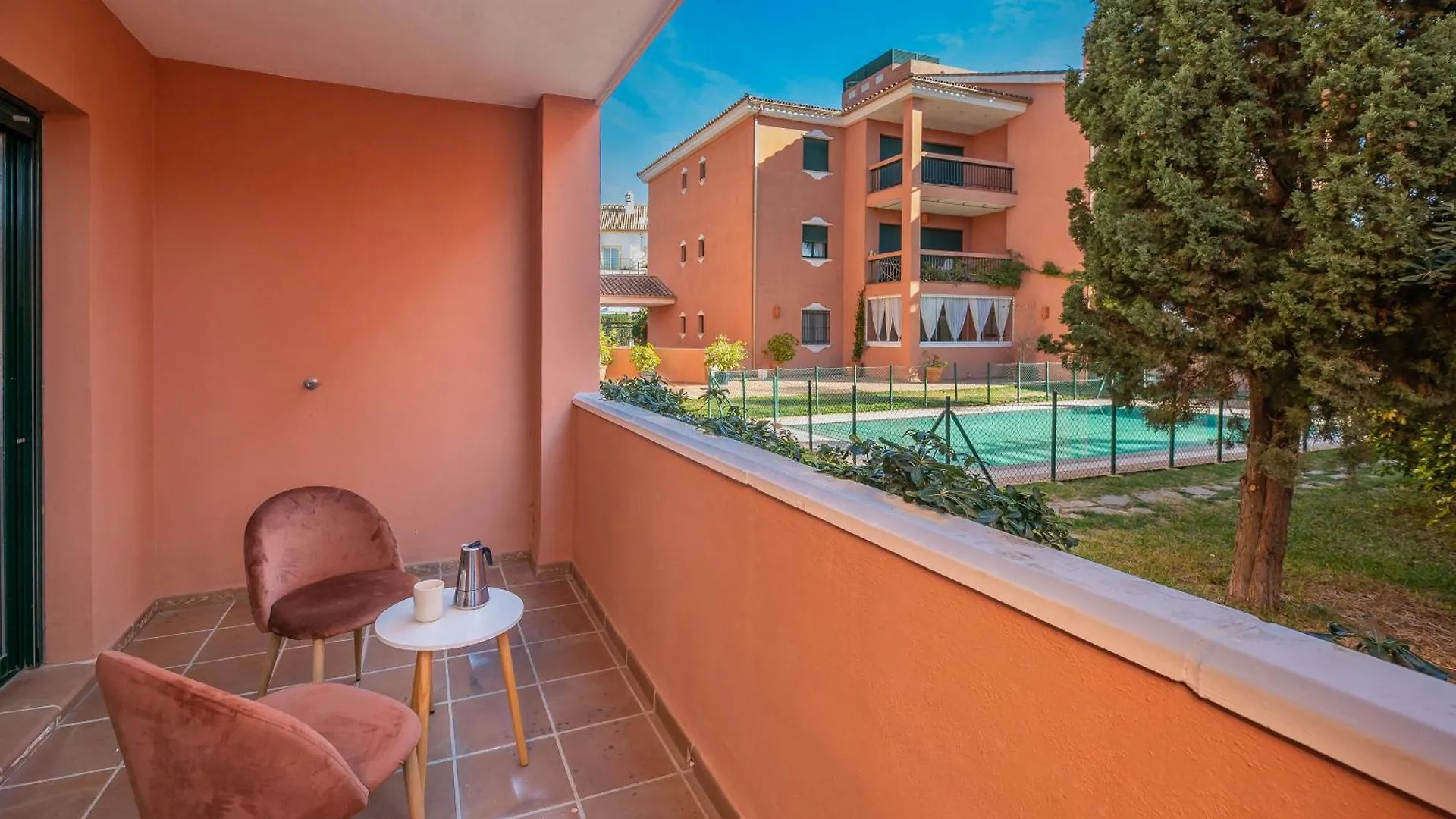 Cabopino, Cerca De Todo Apartment Marbella Spain